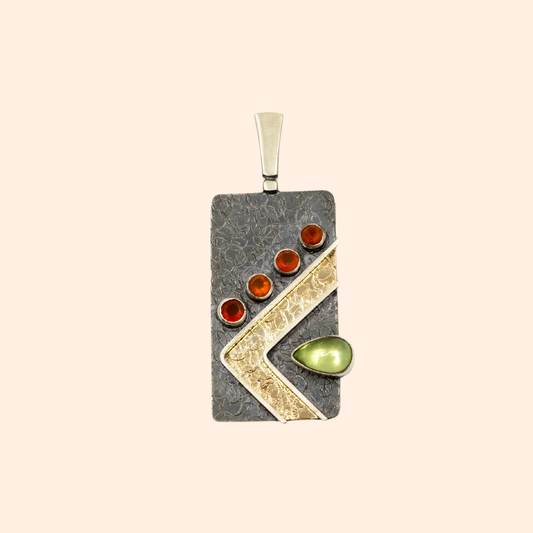 Traces of Time – 22K Gold-Plated Necklace with Carnelian, Agate & Peridot | Handcrafted Historical-Inspired Jewelry