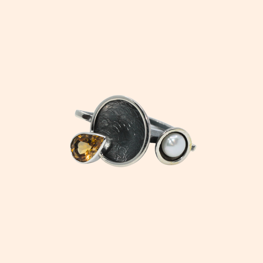 Solar Tide – 18K Gold-Plated Ring with Pearl & Citrine | Handcrafted Celestial-Inspired Jewelry