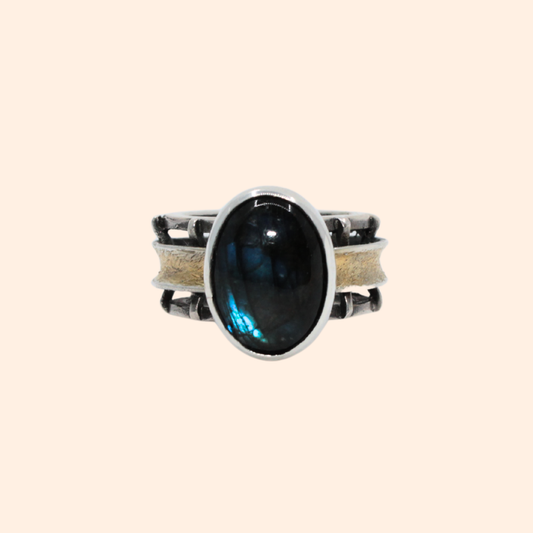 Aurora’s Secret – 22K Gold-Plated Labradorite Ring | Handcrafted Magic of the Northern Lights